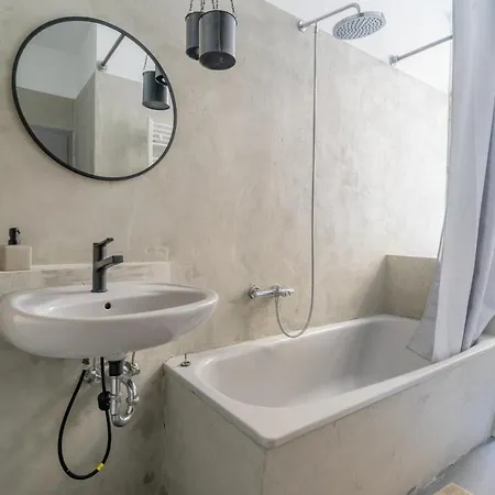 Pestahome Apartment