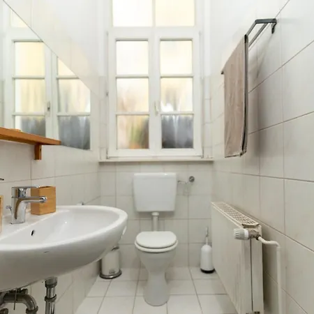 Pestahome Apartment *
