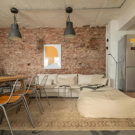 Pestahome Apartment